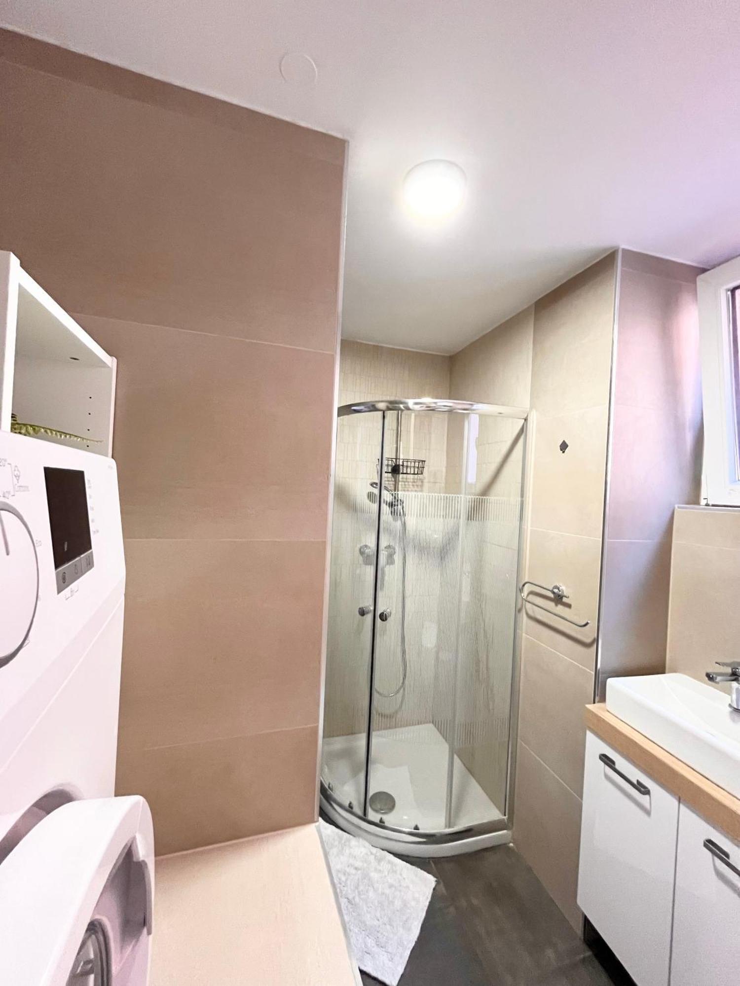 Casa Orange 2 Apartment โคเปร์ ภายนอก รูปภาพ