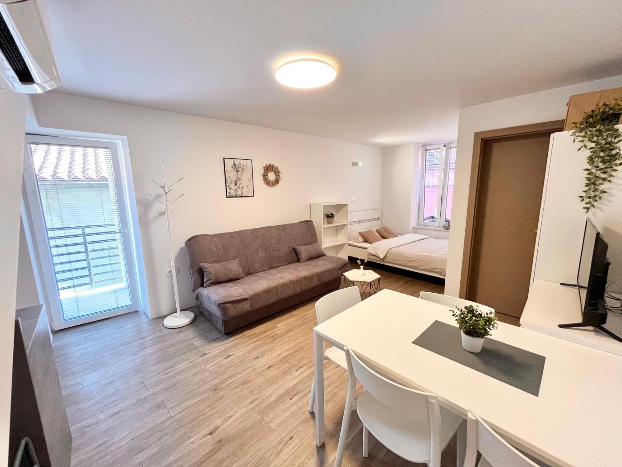 Casa Orange 2 Apartment โคเปร์ ภายนอก รูปภาพ